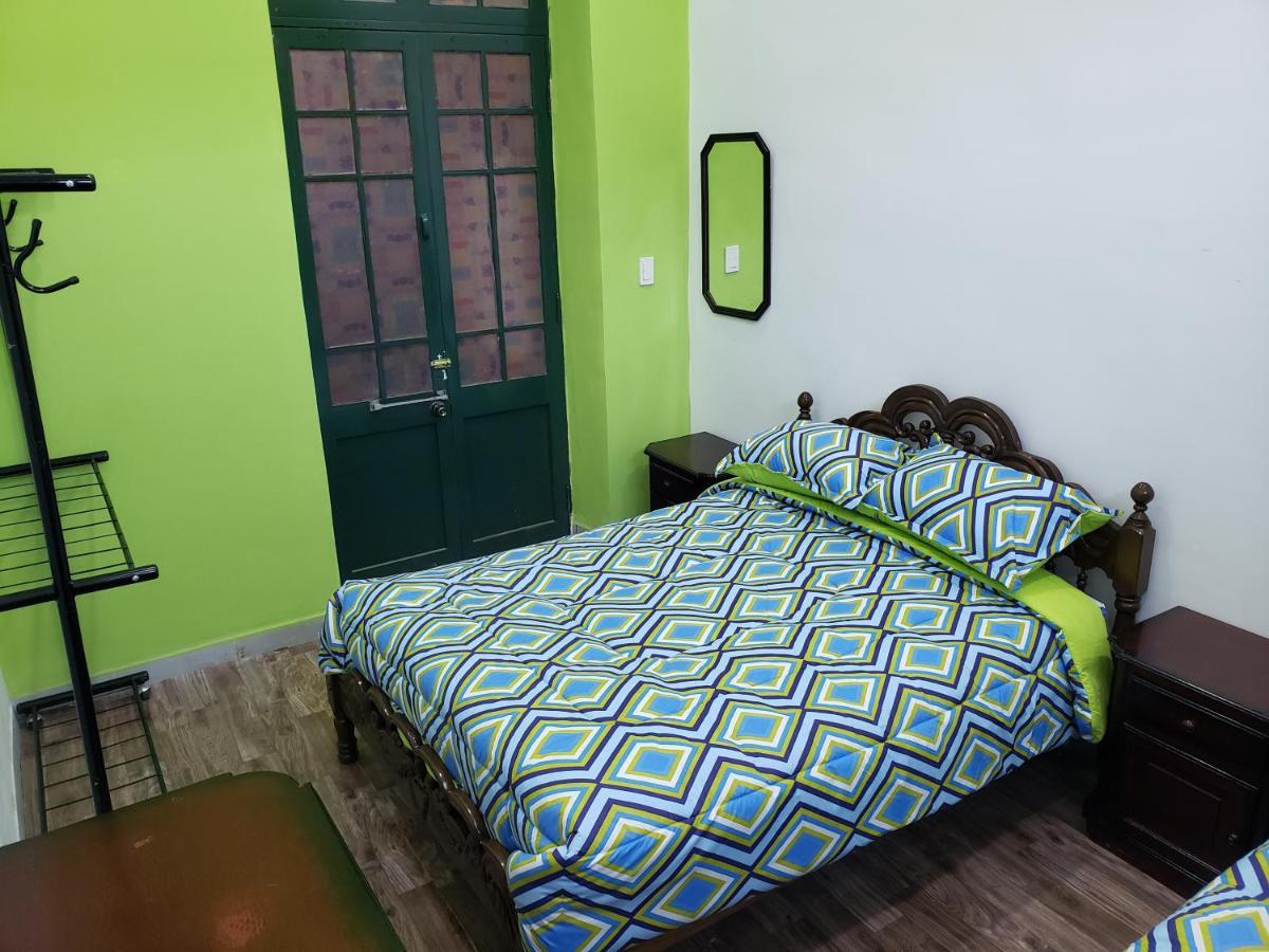 Saint Peter'S Llama Hostal لاباز المظهر الخارجي الصورة