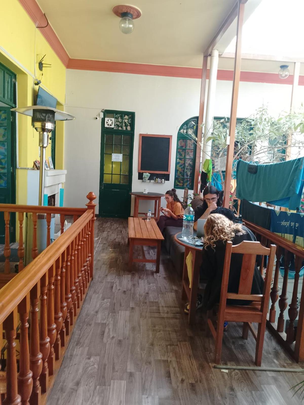 Saint Peter'S Llama Hostal لاباز المظهر الخارجي الصورة