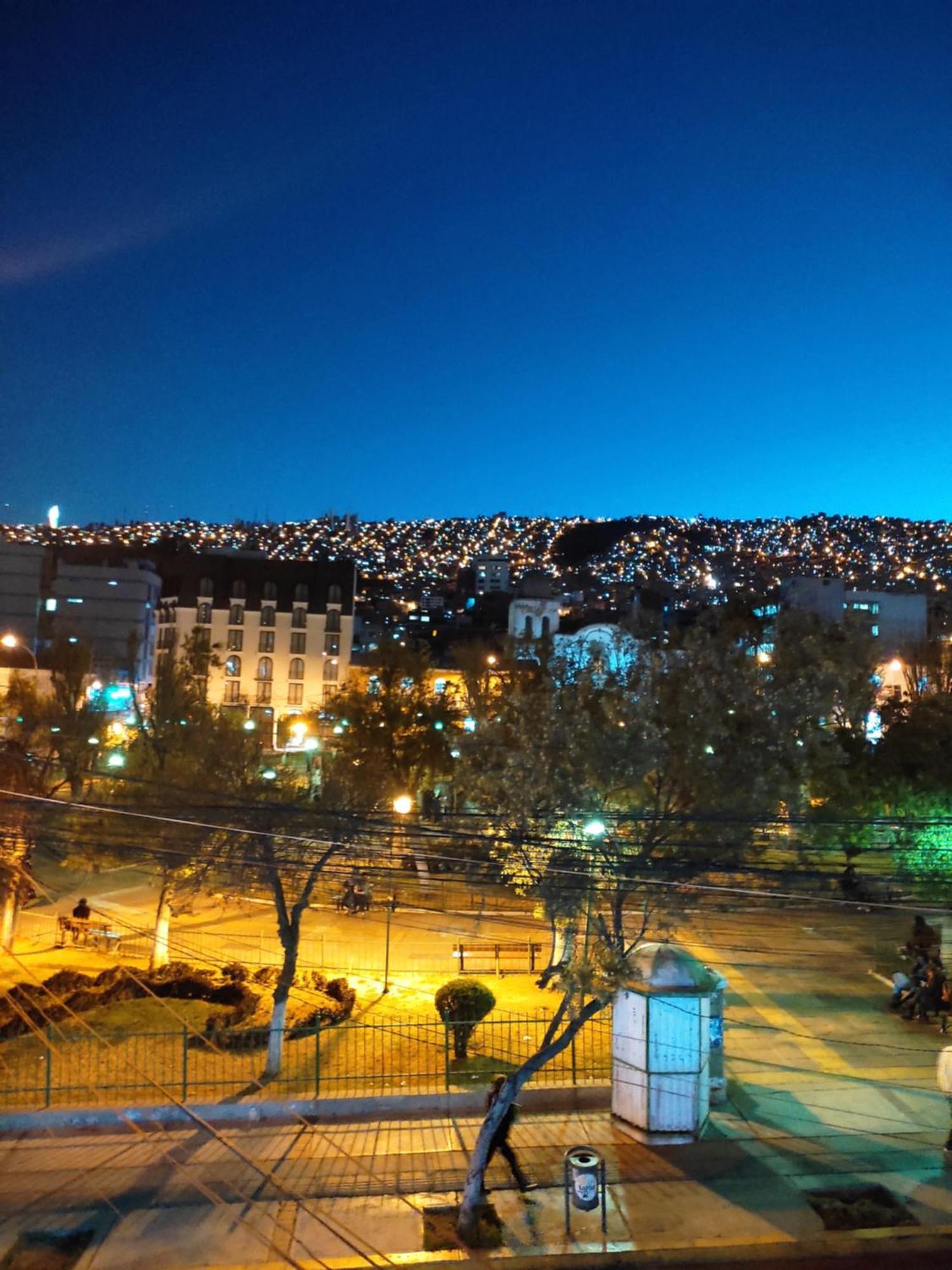 Saint Peter'S Llama Hostal لاباز المظهر الخارجي الصورة