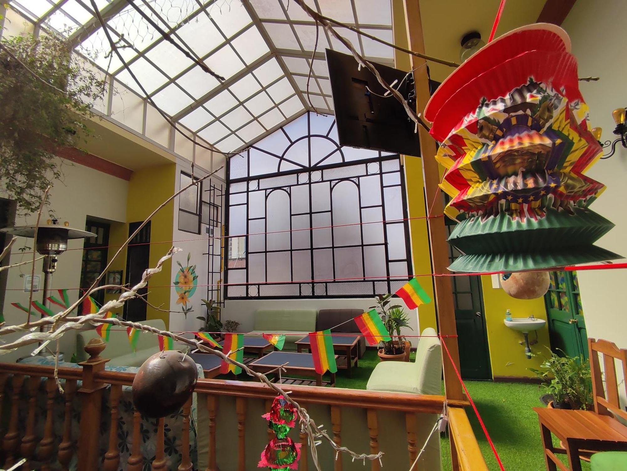 Saint Peter'S Llama Hostal لاباز المظهر الخارجي الصورة